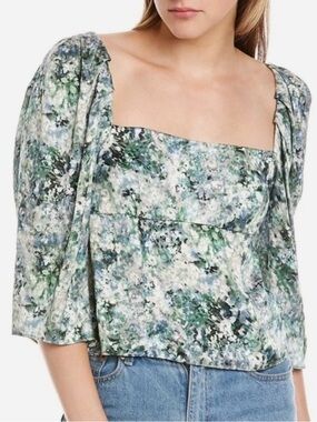 Vince Floral Print Square Neck Blouse Size 6 Three-Quarter Sleeves Straight Hem